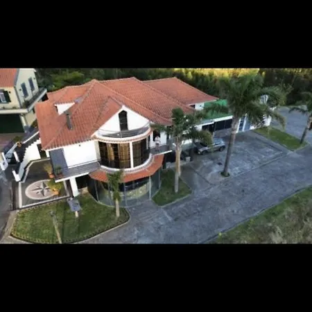 Villa Hollywood Campanário